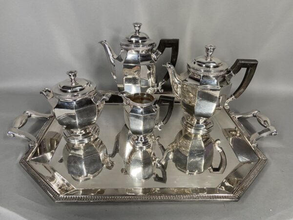 Original plated Art Deco Christofle complete tea-set including tray from 19th century.